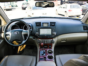 2011款2.7L 两驱豪华导航版 内饰全景