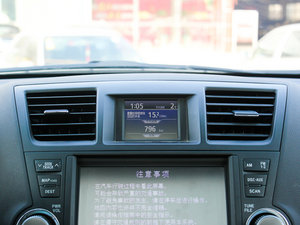 2011款2.7L 两驱豪华导航版 空调出风口
