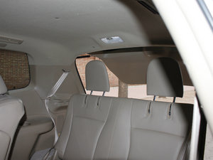 2011款2.7L 两驱豪华导航版 空间座椅
