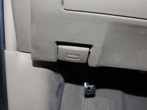 2011款2.7L 两驱豪华导航版 中控区