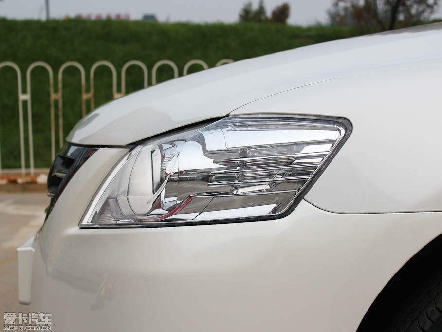 2011��P���� 200E ��Ӣ�촰��