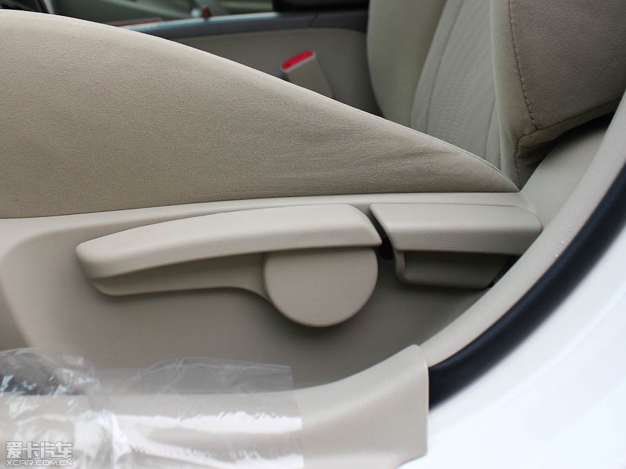 2011��P���� 200E ��Ӣ�촰��