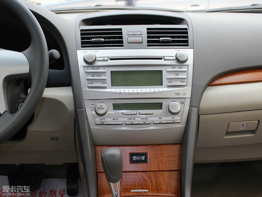 2011��P���� 200E ��Ӣ�촰��