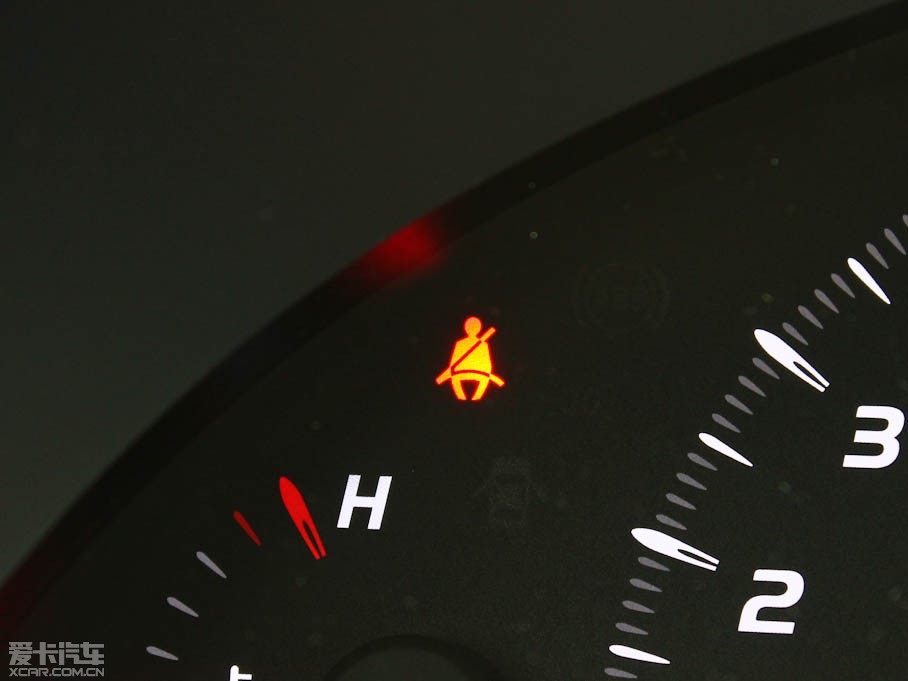 2011��P���� 200E ��Ӣ�촰��