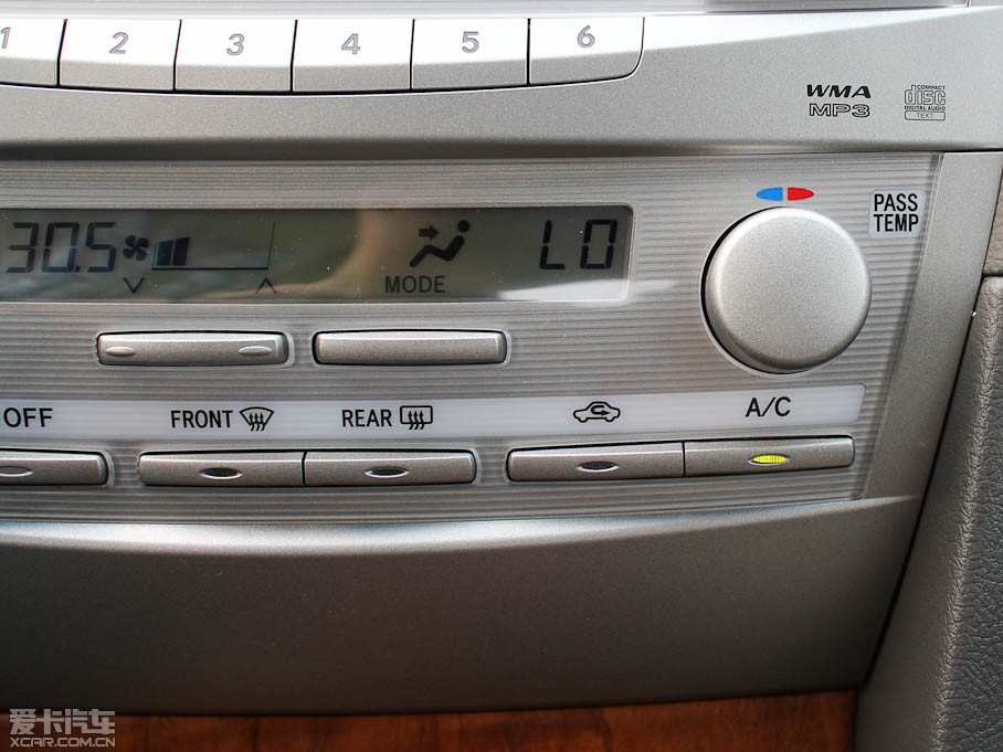 2011��P���� 200E ��Ӣ�촰��