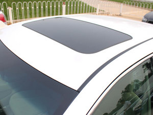2011款200E 精英天窗版 细节外观