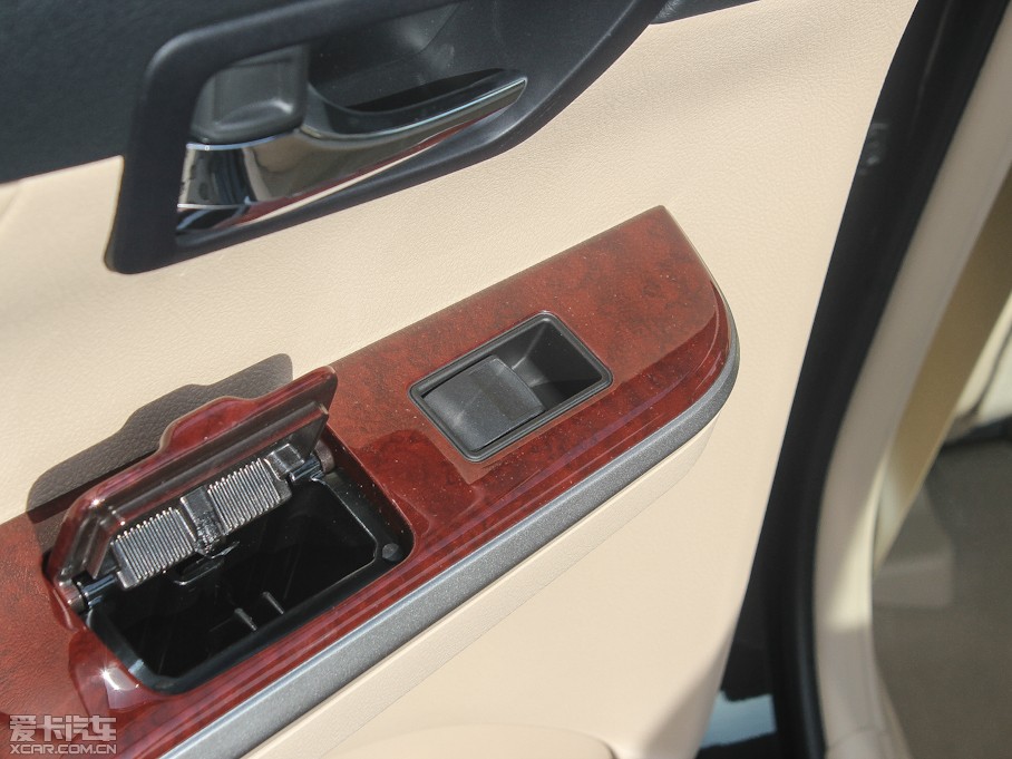 2012P 2.0G Navi A(do)