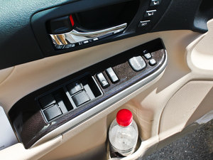 2012 2.5HQ Ş {܇ƅ^	