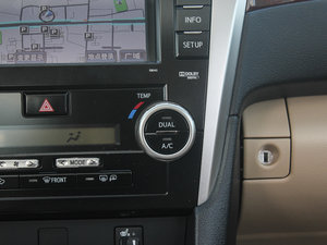 2012款2.0G Navi 豪华导航版 中控区