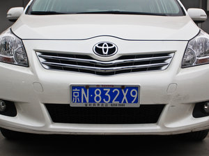 2012款180V 7座CVT至尊多功能版 中网