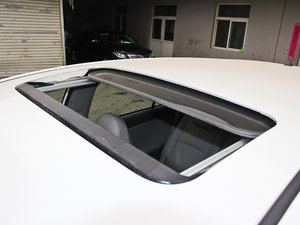 2012款180V 7座CVT至尊多功能版 细节外观
