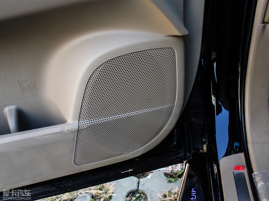 2012��h�m�_ 2.7L ������������