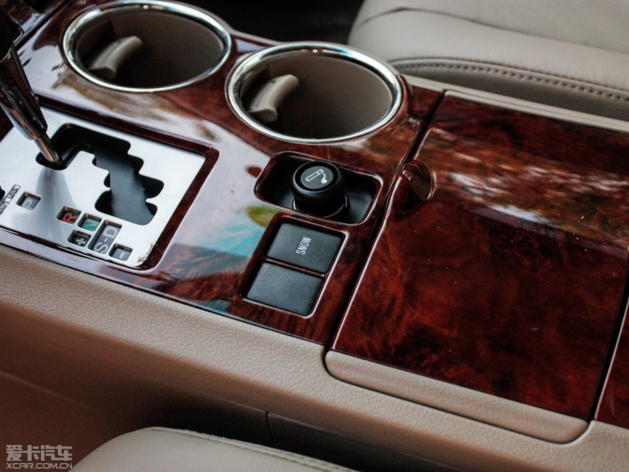 2012��h�m�_ 2.7L ������������