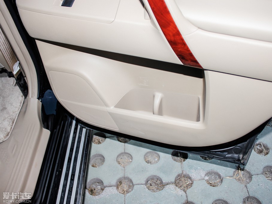 2012��h�m�_ 2.7L ������������