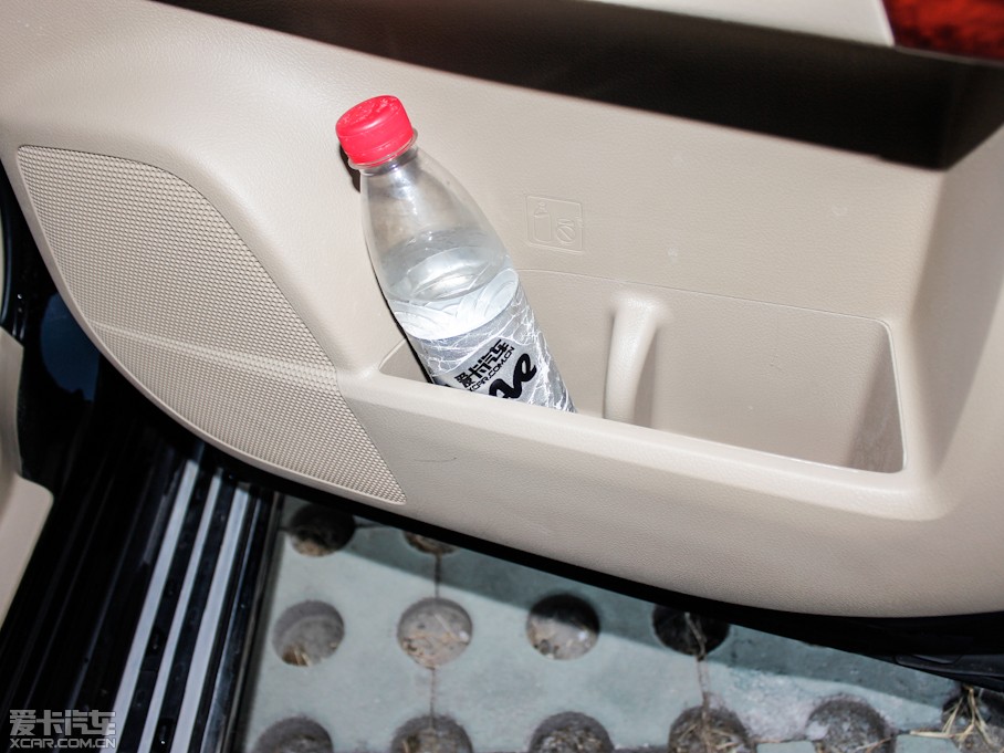 2012��h�m�_ 2.7L ������������