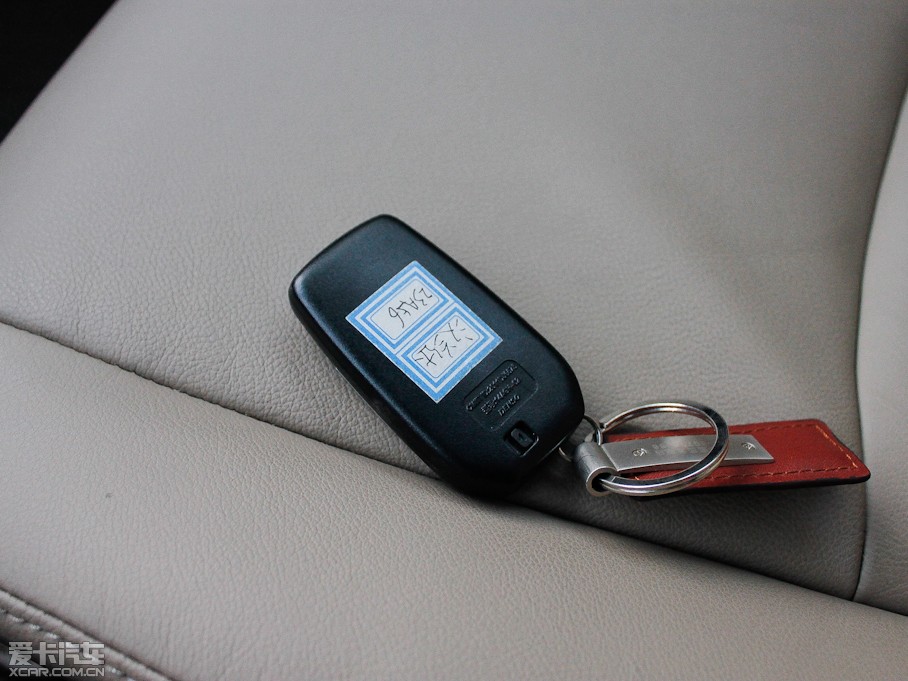 2012��h�m�_ 2.7L ������������