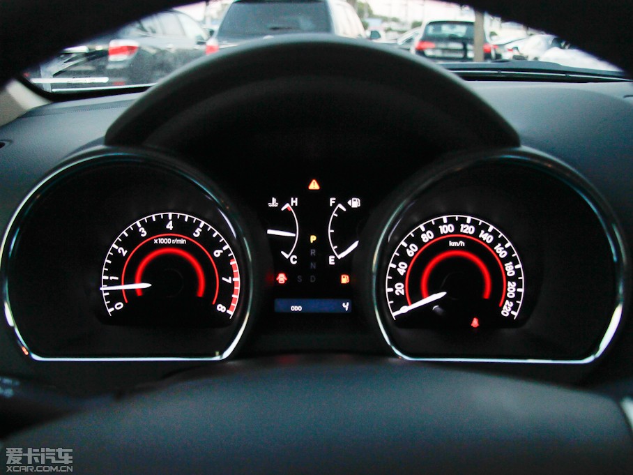 2012��h�m�_ 3.5L ���������A��