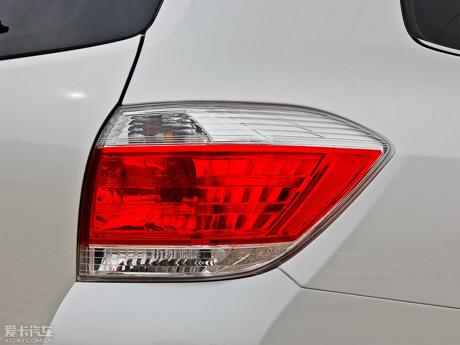 2012hm_(d) 2.7L (q)Ӣ