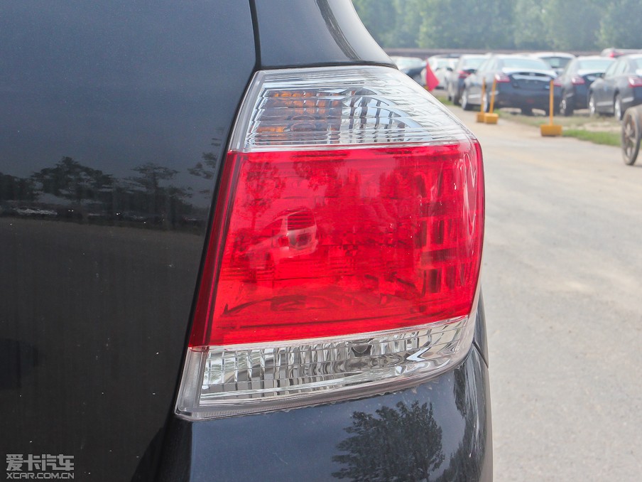 2012��h�m�_ 2.7L ��������\�Ӱ�