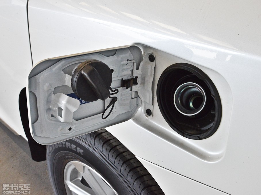 2012hm_(d) 2.7L (q)Ӣ