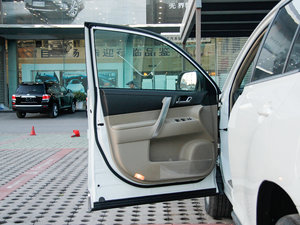 2012款3.5L 七座四驱豪华版 驾驶位车门