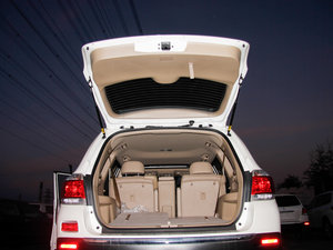 2012款3.5L 七座四驱豪华版 空间座椅