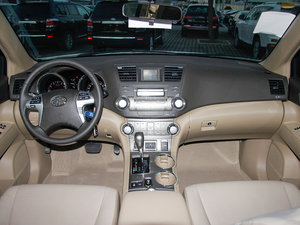 2012款3.5L 七座四驱豪华版 内饰全景