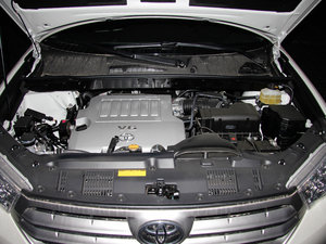 2012款3.5L 七座四驱豪华版 发动机