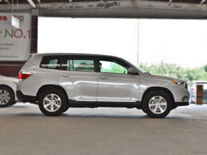 2012款2.7L 七座两驱精英版 整体外观