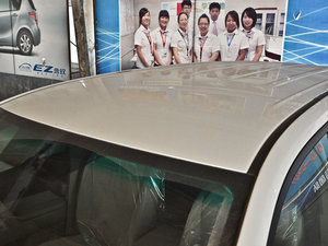 2012款2.7L 七座两驱精英版 车顶