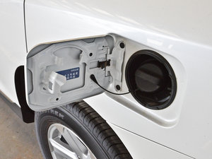 2012款2.7L 七座两驱精英版 油箱盖