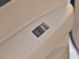 20122.7L (q)Ӣ п؅^(q)