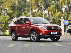 2012款2.7L 七座两驱豪华版 整体外观