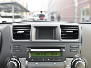 2012款2.7L 七座两驱豪华版 空调出风口