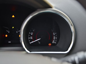 2012款2.7L 七座两驱豪华版 中控区