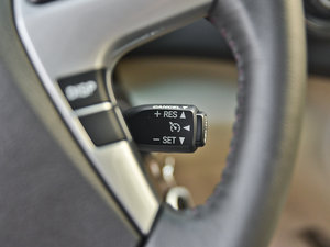 2012款2.7L 七座两驱豪华版 中控区