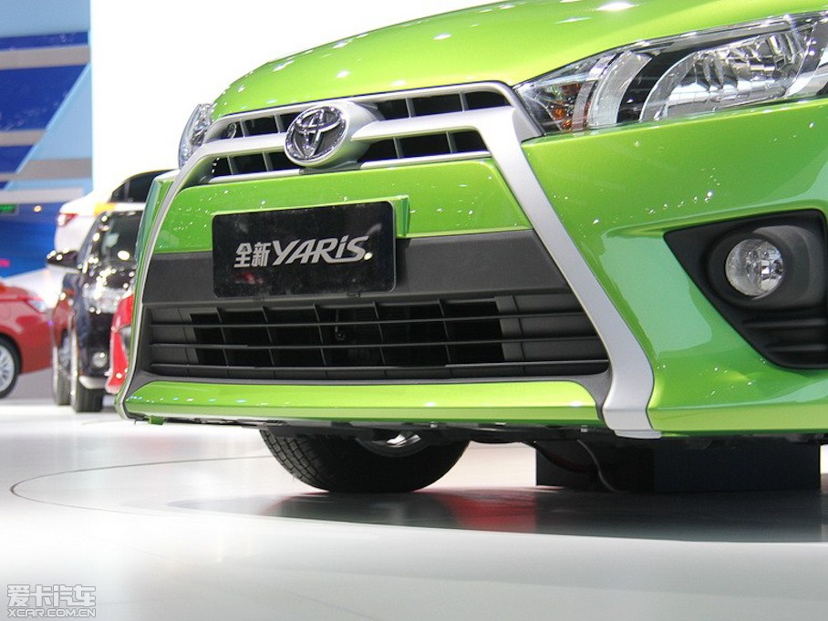 2014��YARiS L ���� 1.3E �ք��ȄӰ�