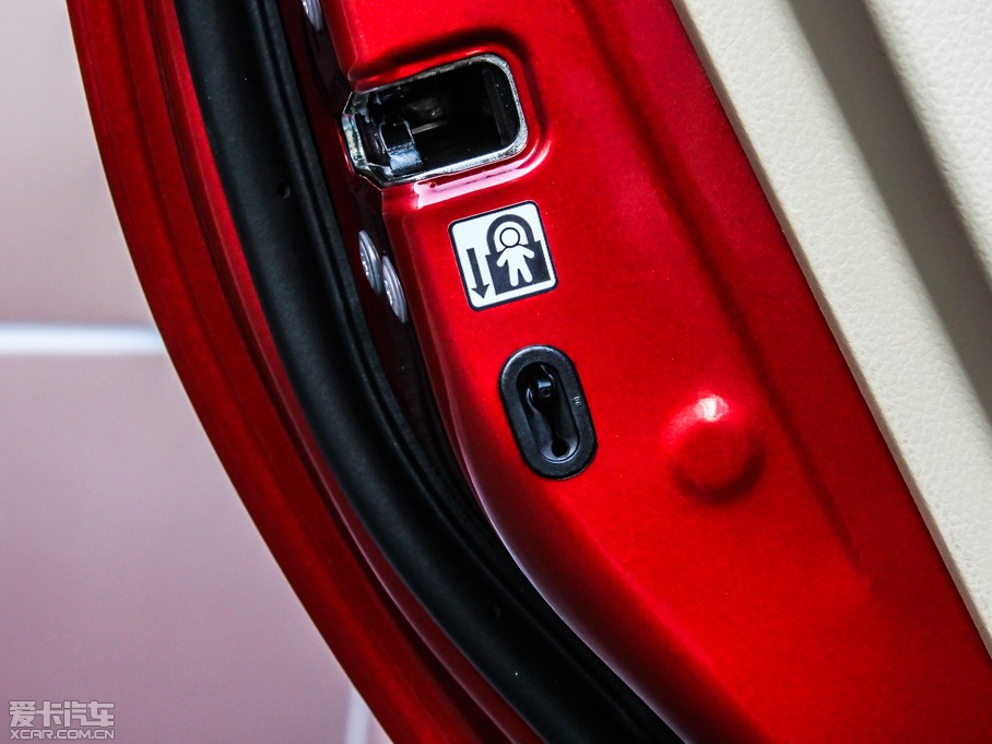 2014YARiS L  1.5GS ԄJӰ