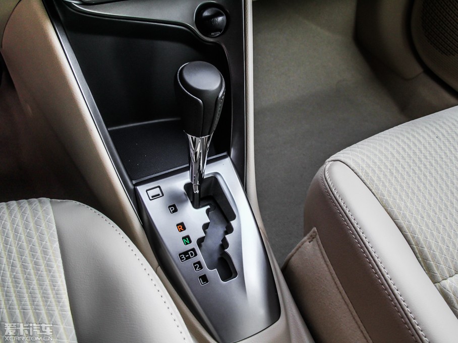 2014YARiS L  1.5GS ԄJӰ