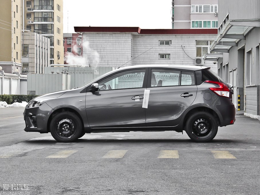 2014YARiS L  1.3E ԄȄӰ