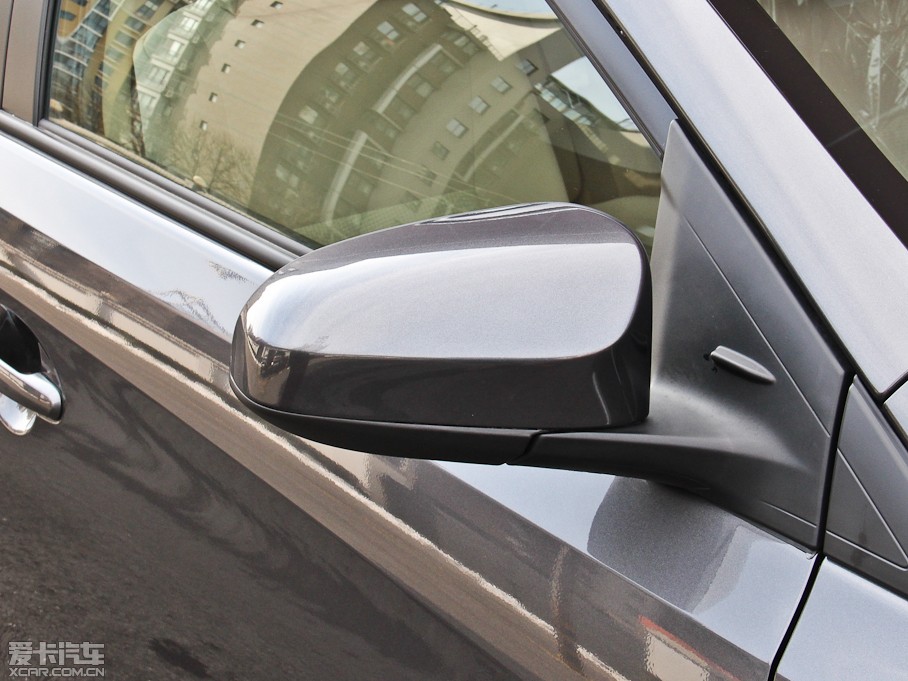 2014YARiS L  1.3E ԄȄӰ