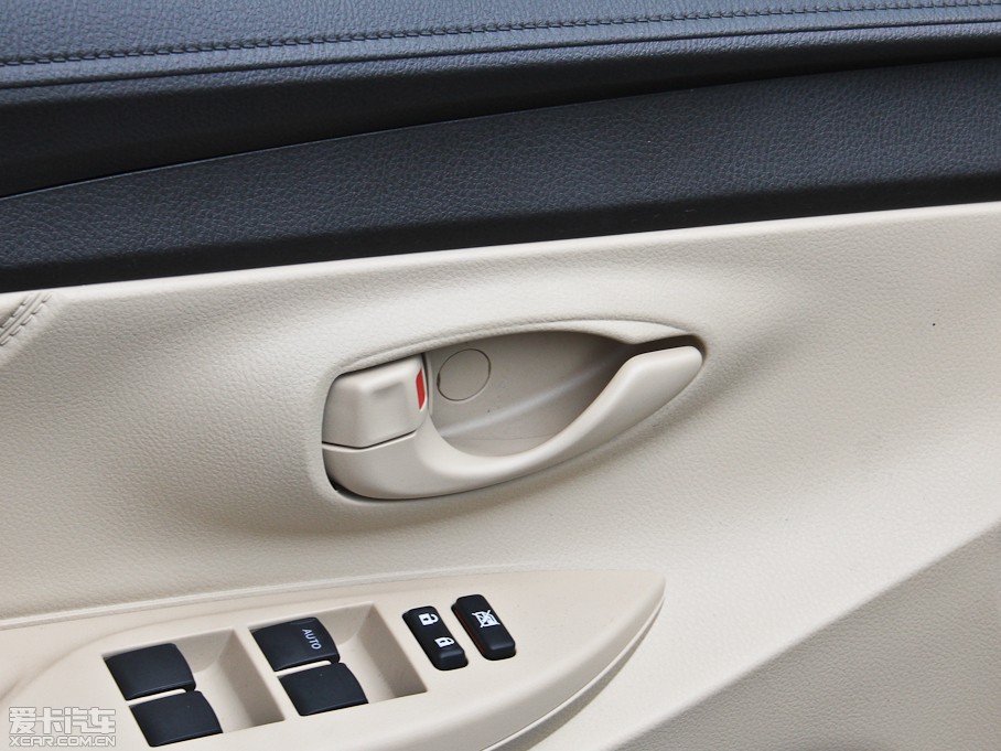 2014YARiS L  1.3E Ԅ(dng)Ȅ(dng)