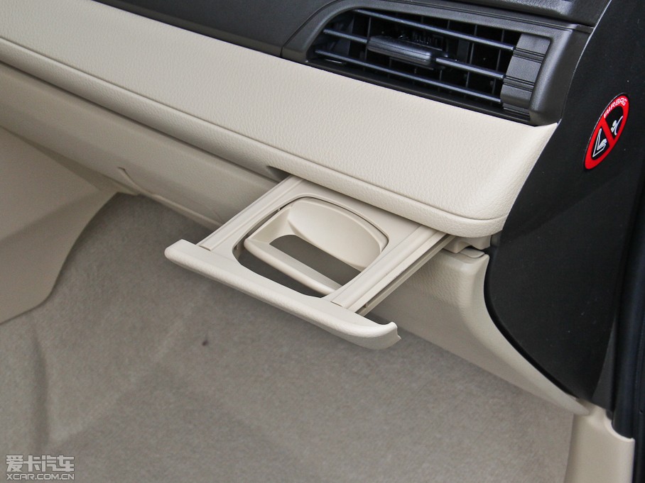 2014YARiS L  1.3E ԄȄӰ