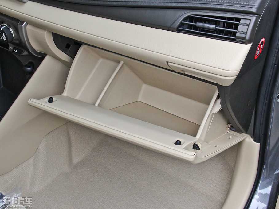 2014YARiS L  1.3E ԄȄӰ