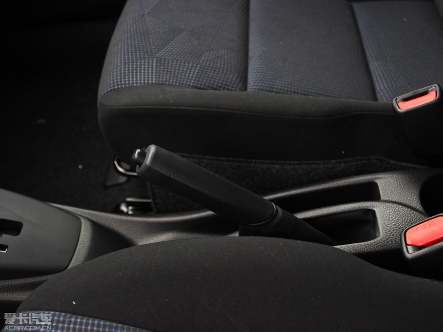 2014YARiS L  1.3E ԄȄӰ