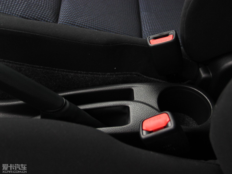 2014YARiS L  1.3E ԄȄӰ