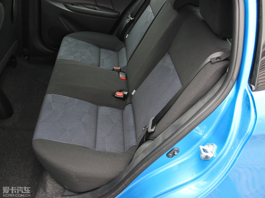 2014YARiS L  1.3E ԄȄӰ