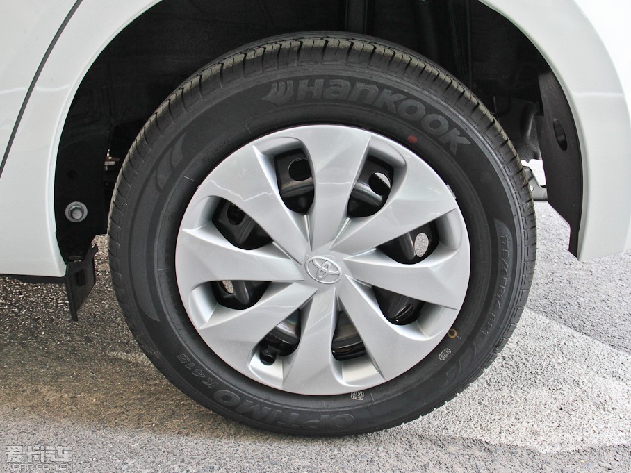 2014��YARiS L ���� 1.3E �ք��ȄӰ�