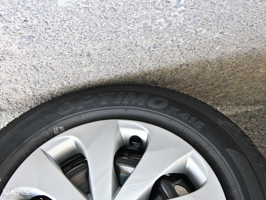 2014��YARiS L ���� 1.3E �ք��ȄӰ�