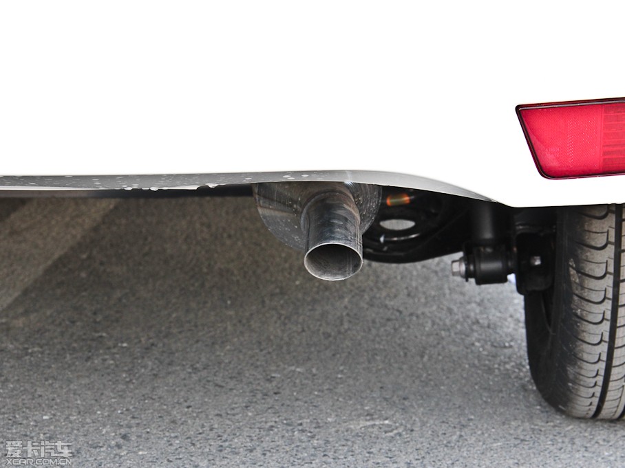 2014YARiS L  1.3E քȄӰ